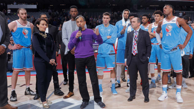 vivek_ranadive_marquee_.jpg